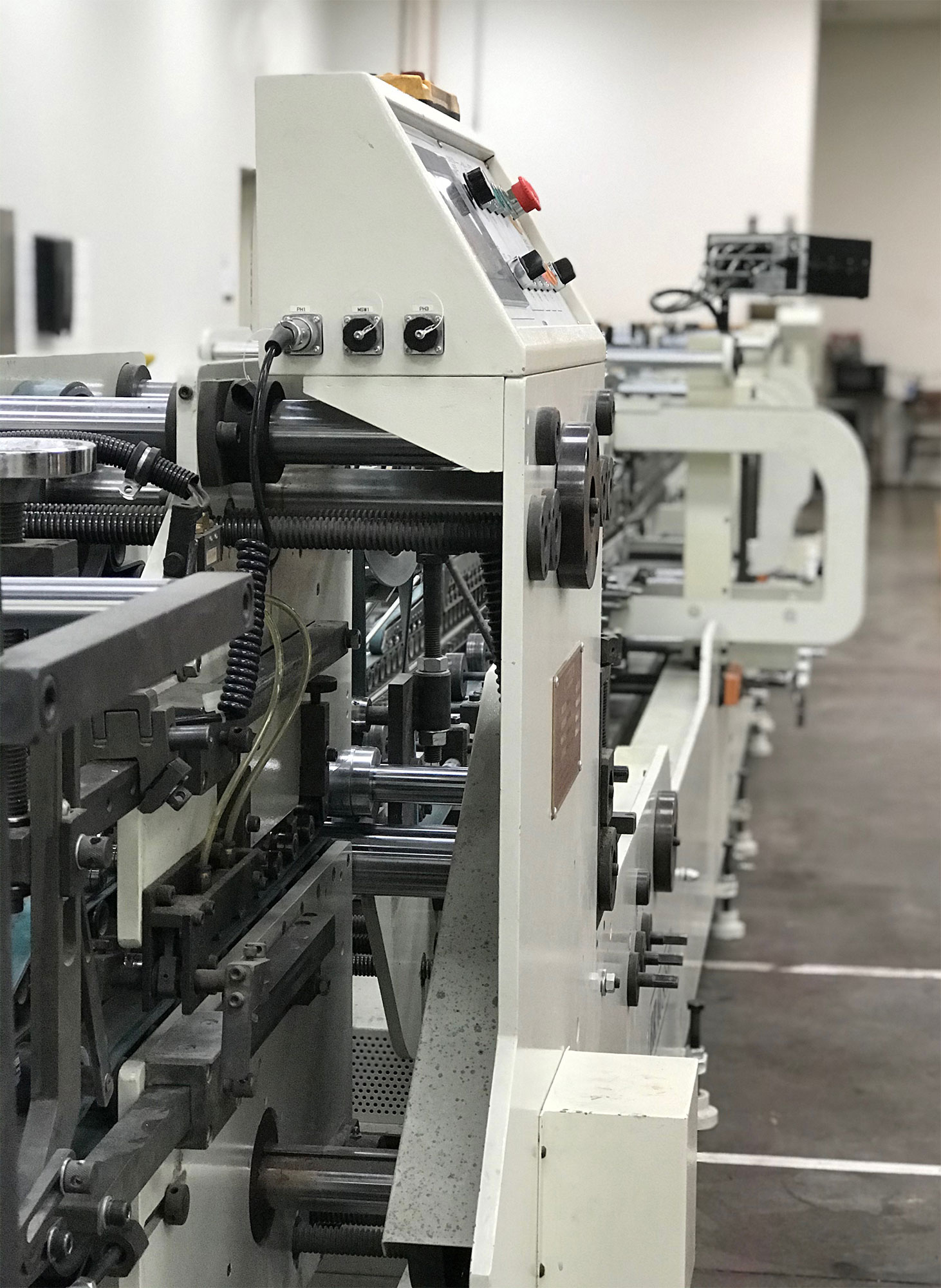 Brausse TA 900 - PrintArt is the national industry leader in Sample Boards, Die Cutting, Laminating, Logistics, Assembly and an extensive Printing Solutions.